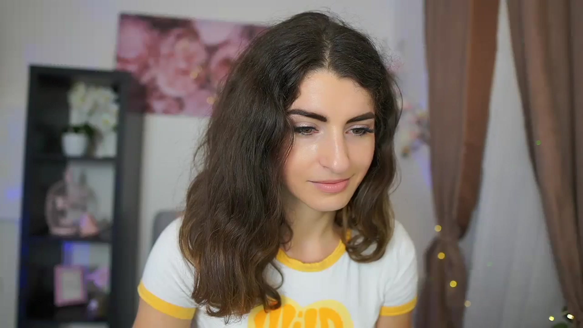 Gallery image thumbnail from EVA__LOVIA_'s myfreecams stream on, 09/20/2023, 08:39 image 17 of 20
