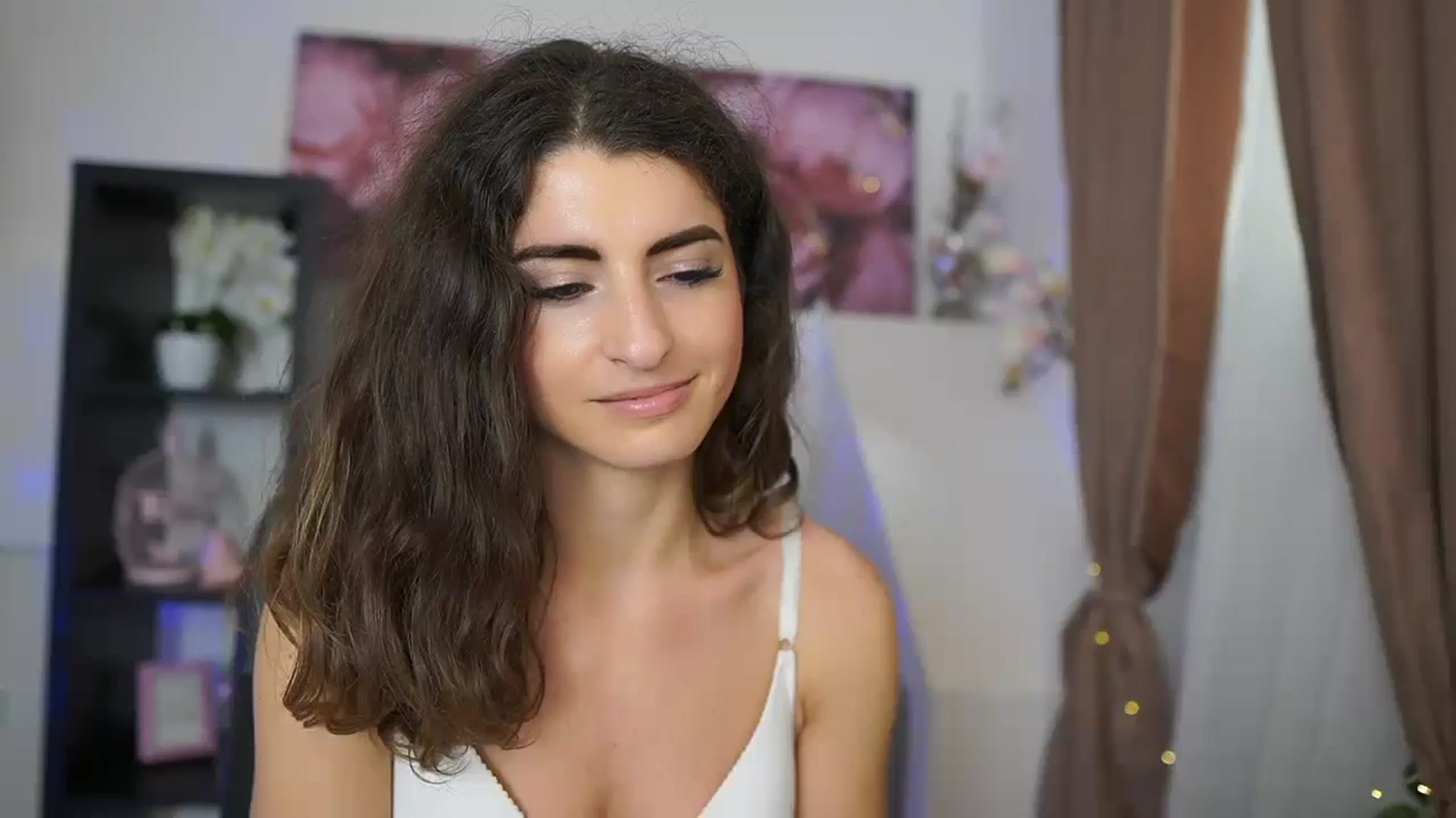 Gallery image thumbnail from EVA__LOVIA_'s myfreecams stream on, 09/20/2023, 12:37 image 6 of 20