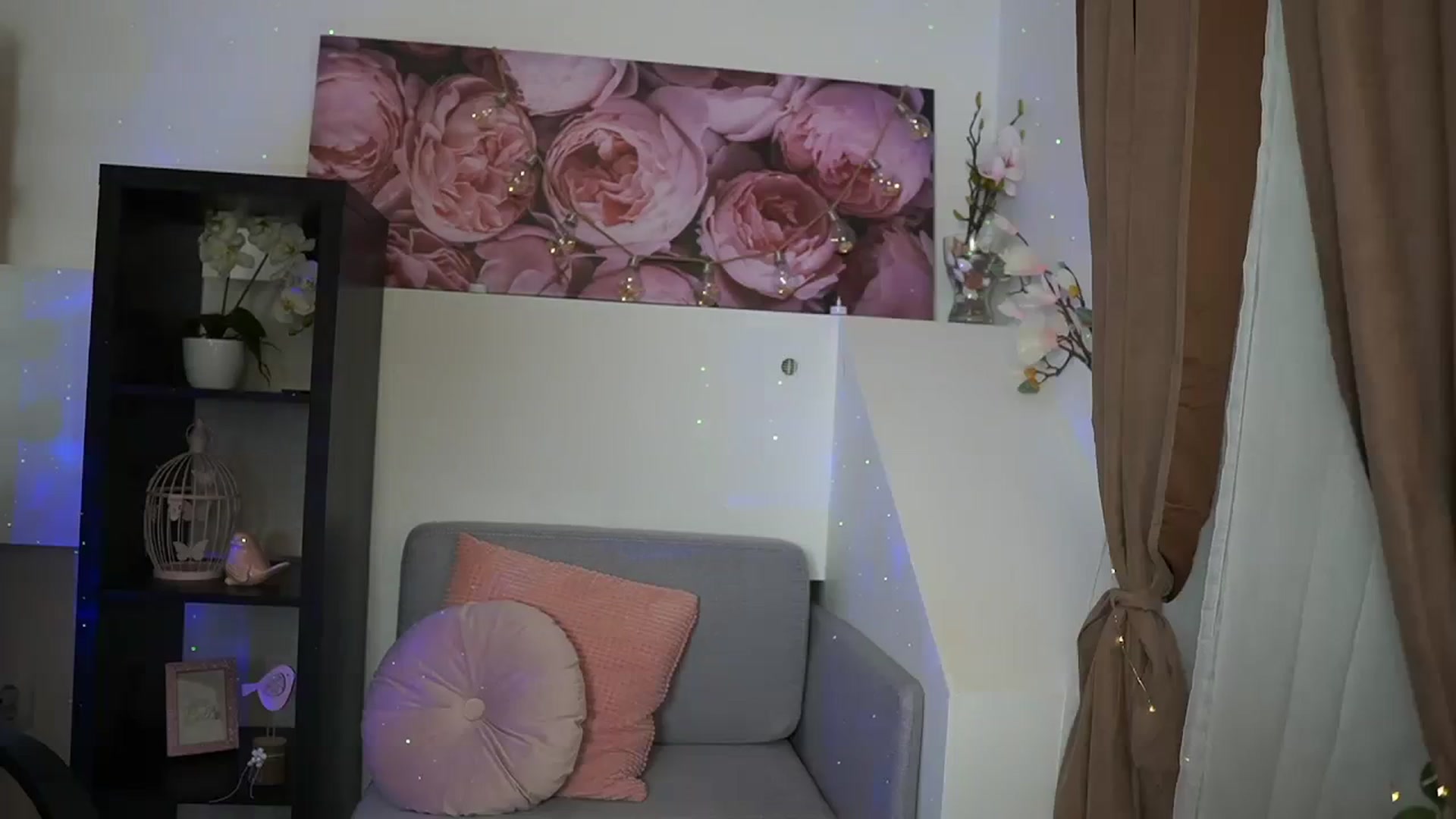 Gallery image thumbnail from EVA__LOVIA_'s myfreecams stream on, 09/23/2023, 09:24 image 3 of 20