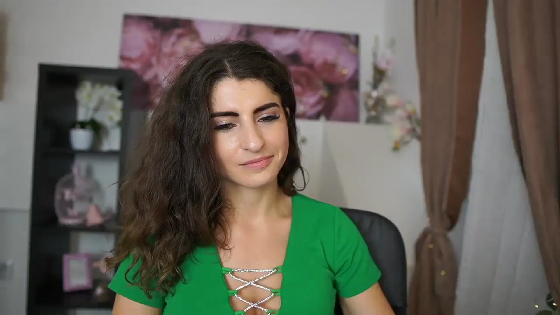 Gallery image thumbnail from EVA__LOVIA_'s myfreecams stream on, 09/23/2023, 12:45 image 9 of 20