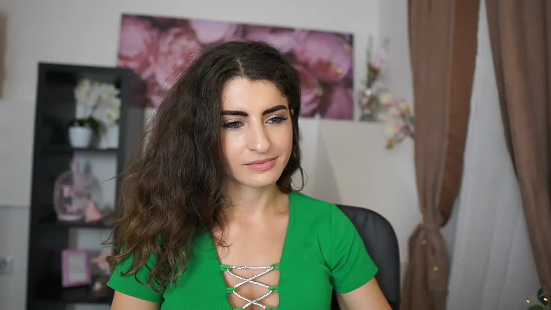 Gallery image thumbnail from EVA__LOVIA_'s myfreecams stream on, 09/23/2023, 12:45 image 6 of 20