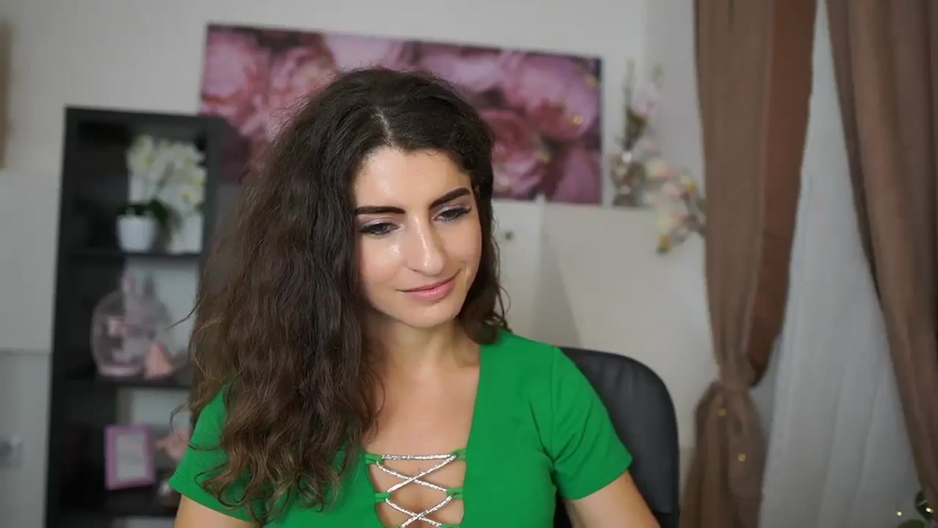 Gallery image thumbnail from EVA__LOVIA_'s myfreecams stream on, 09/23/2023, 12:45 image 18 of 20