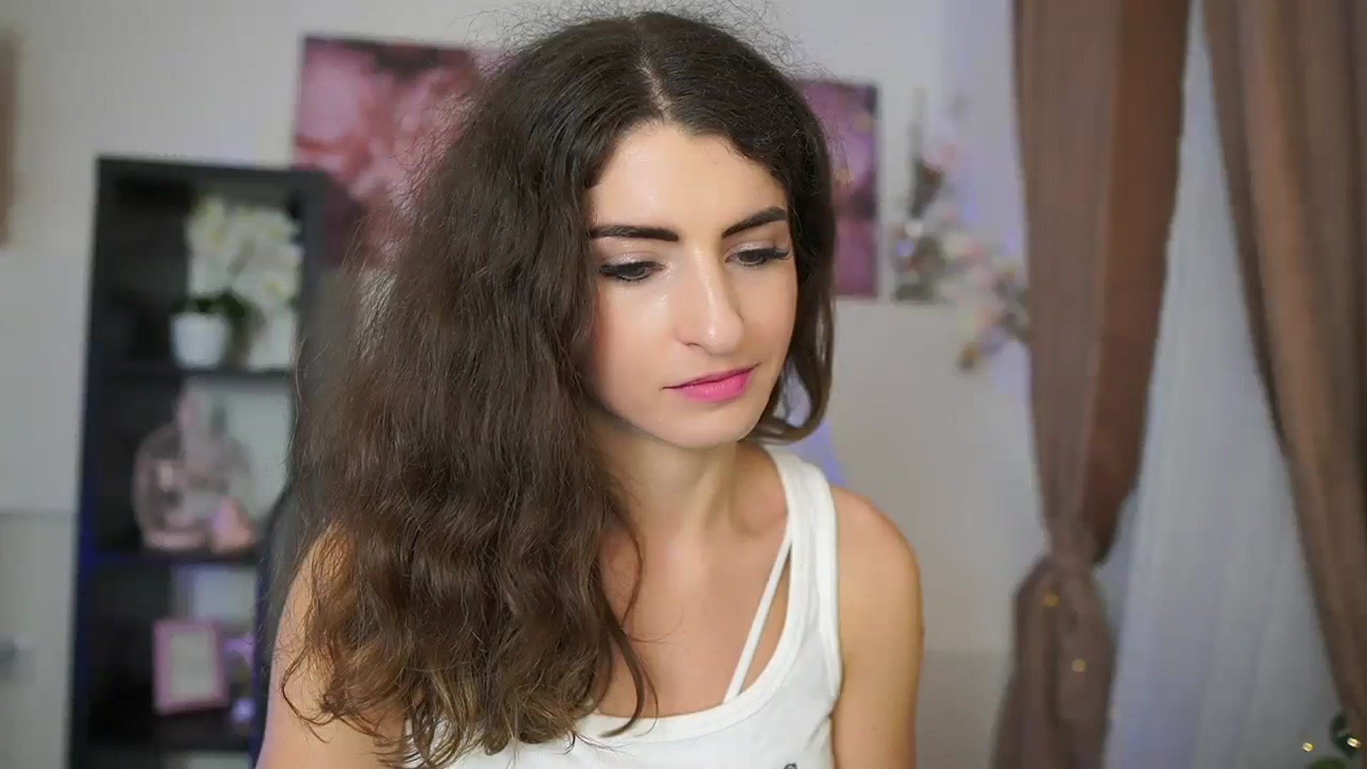 Gallery image thumbnail from EVA__LOVIA_'s myfreecams stream on, 09/24/2023, 14:08 image 16 of 20