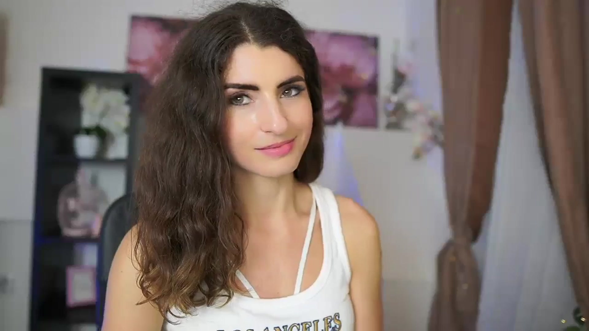 Gallery image thumbnail from EVA__LOVIA_'s myfreecams stream on, 09/24/2023, 17:09 image 2 of 20
