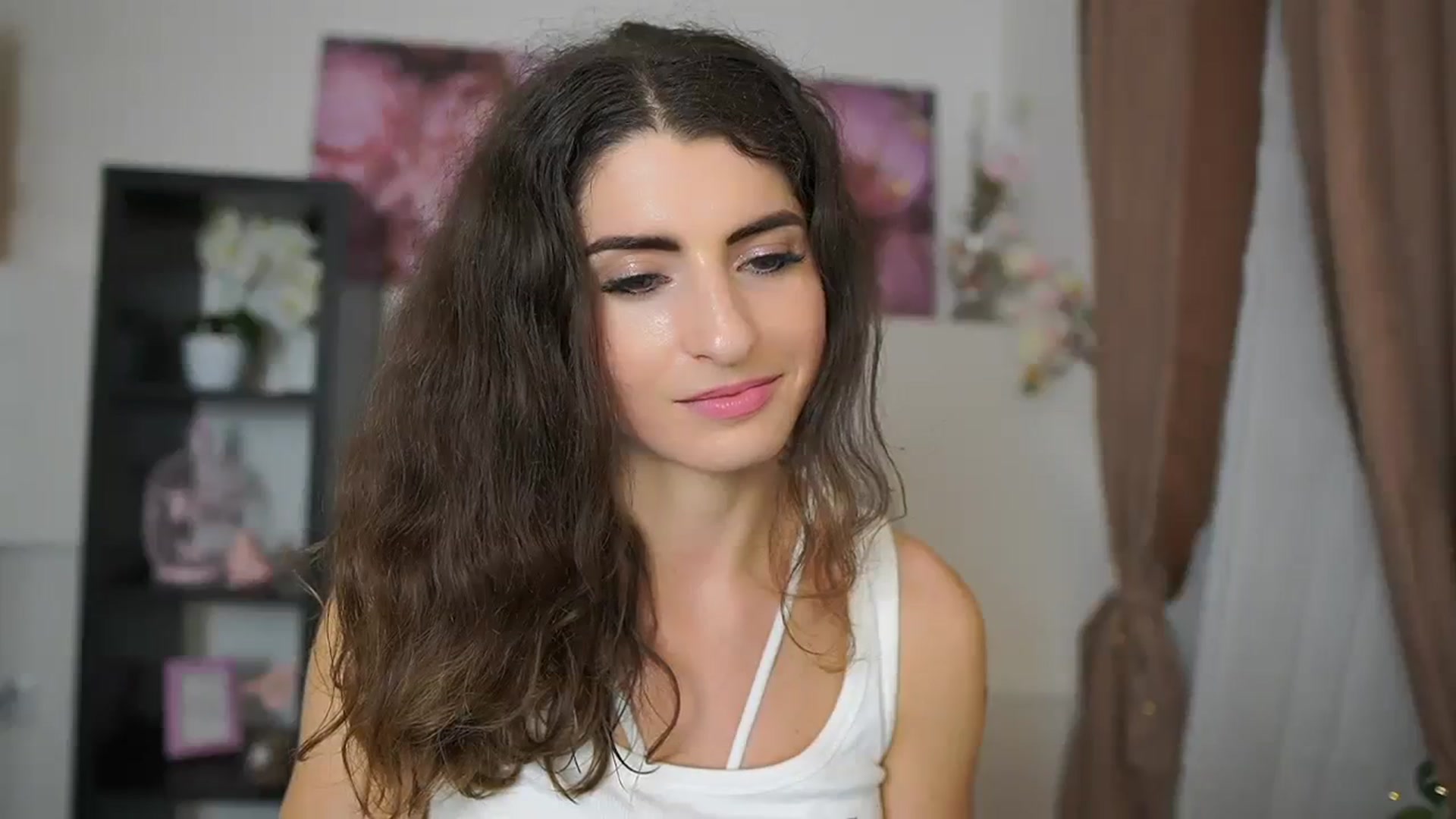 Gallery image thumbnail from EVA__LOVIA_'s myfreecams stream on, 09/24/2023, 18:05 image 15 of 20