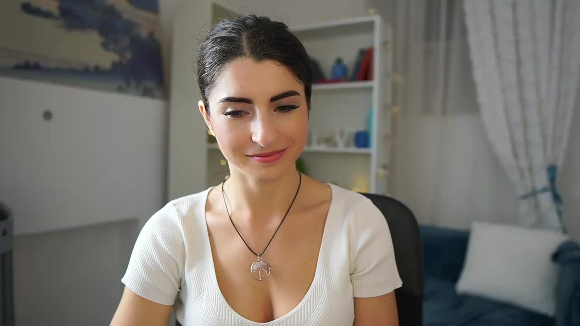 Gallery image thumbnail from EVA__LOVIA_'s myfreecams stream on, 09/30/2023, 18:02 image 17 of 20