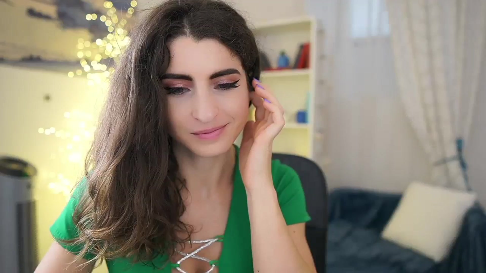 Gallery image thumbnail from EVA__LOVIA_'s myfreecams stream on, 10/06/2023, 15:27 image 13 of 20