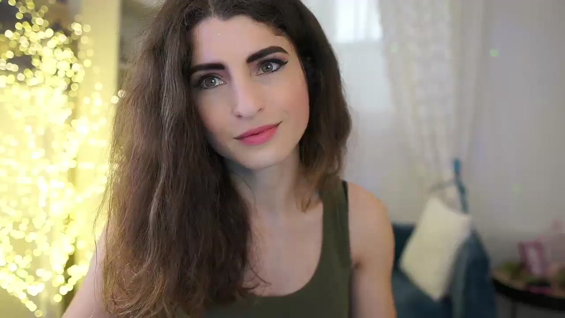 Gallery image thumbnail from EVA__LOVIA_'s myfreecams stream on, 10/07/2023, 09:08 image 19 of 20