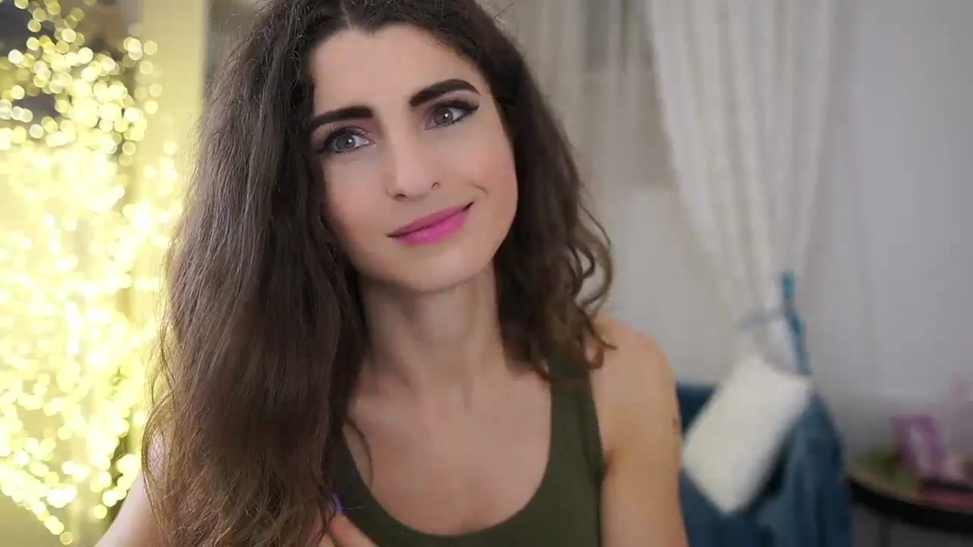 Gallery image thumbnail from EVA__LOVIA_'s myfreecams stream on, 10/07/2023, 18:05 image 9 of 20