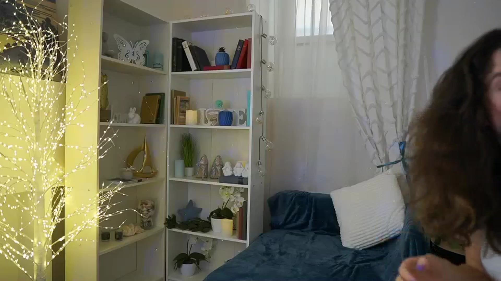 Gallery image thumbnail from EVA__LOVIA_'s myfreecams stream on, 10/12/2023, 10:31 image 12 of 20