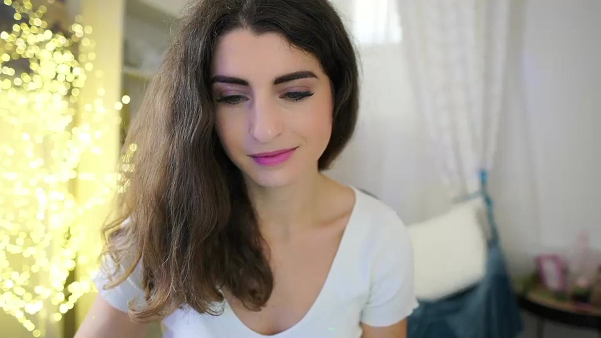 Gallery image thumbnail from EVA__LOVIA_'s myfreecams stream on, 10/12/2023, 10:31 image 14 of 20