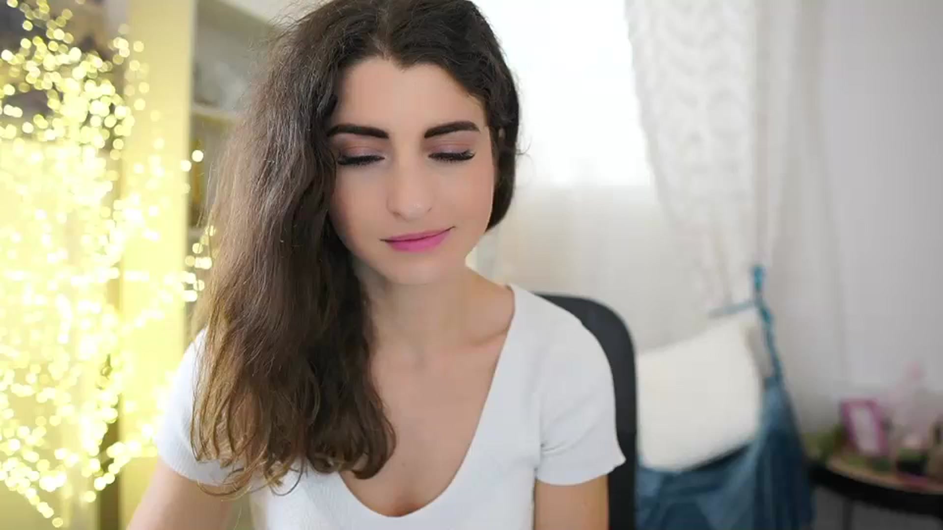 Gallery image thumbnail from EVA__LOVIA_'s myfreecams stream on, 10/12/2023, 12:42 image 14 of 20