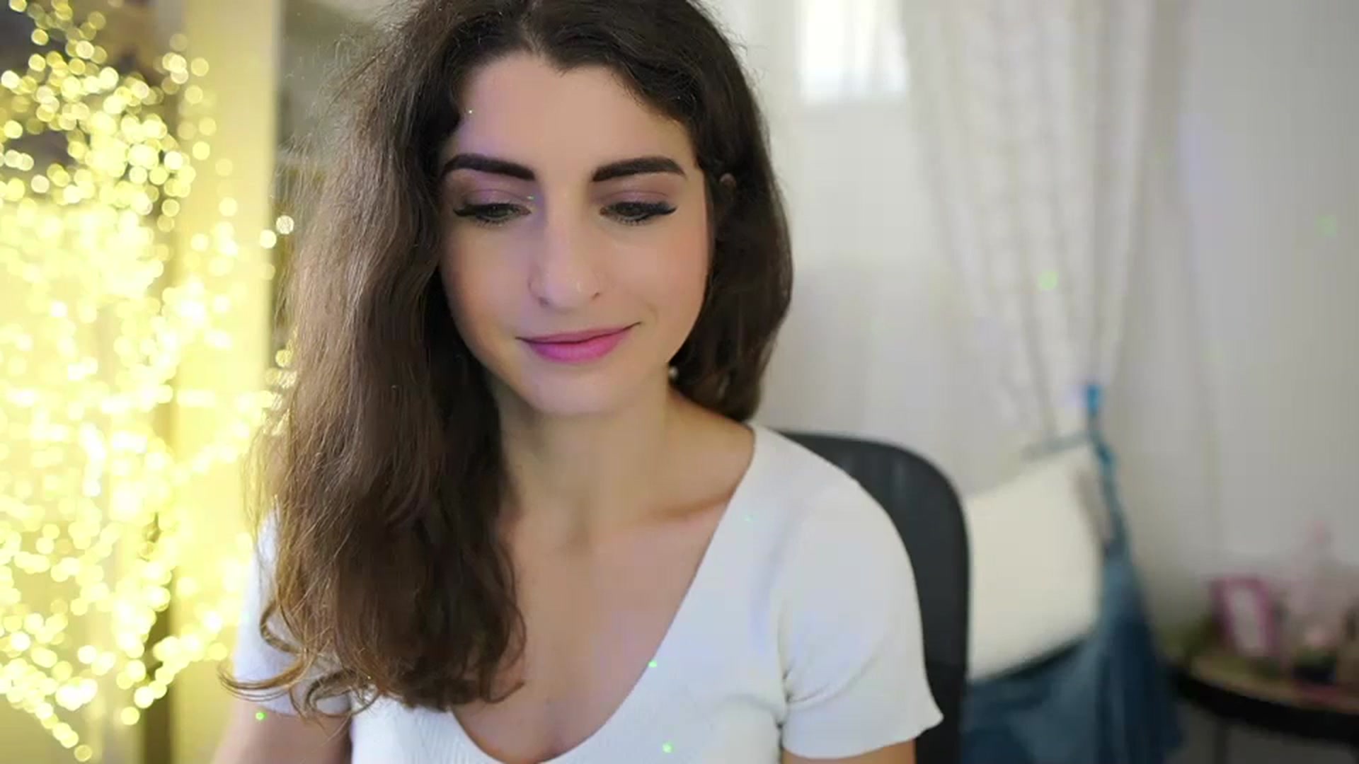 Gallery image thumbnail from EVA__LOVIA_'s myfreecams stream on, 10/12/2023, 12:42 image 3 of 20