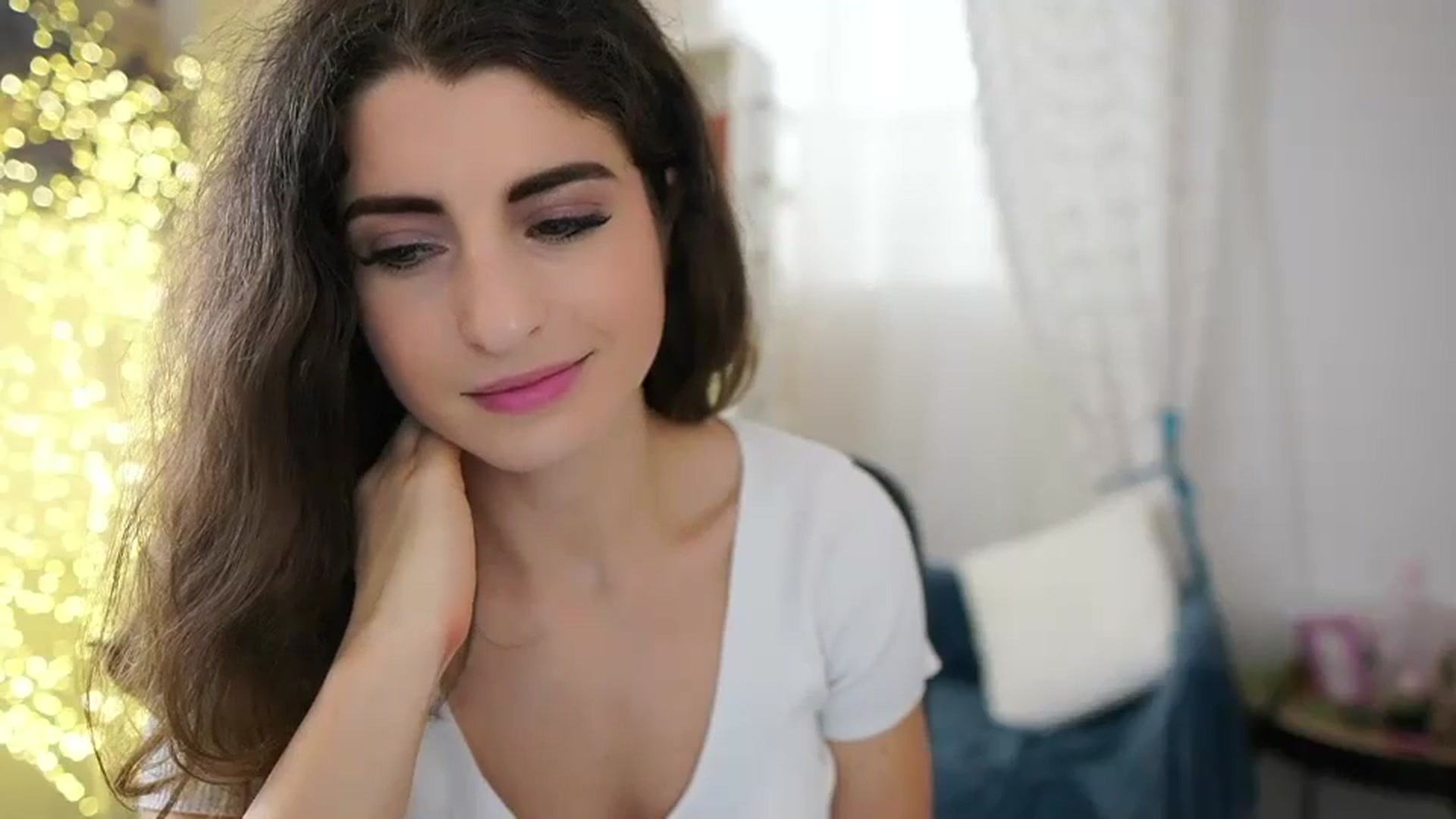 Gallery image thumbnail from EVA__LOVIA_'s myfreecams stream on, 10/12/2023, 12:42 image 16 of 20