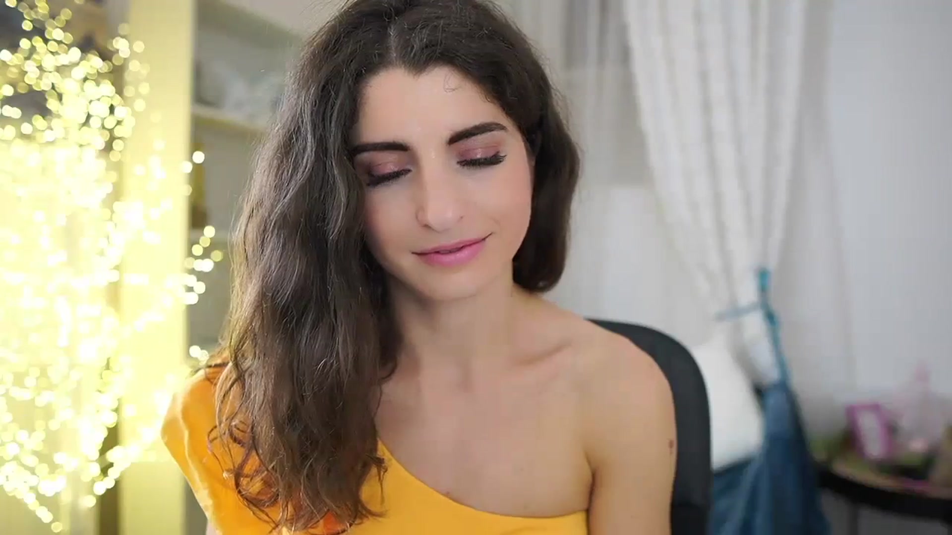 Gallery image thumbnail from EVA__LOVIA_'s myfreecams stream on, 10/14/2023, 16:43 image 8 of 20