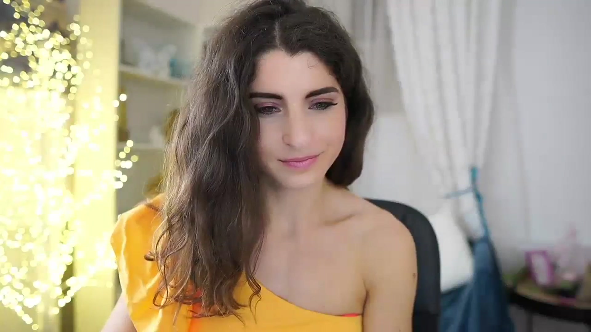Gallery image thumbnail from EVA__LOVIA_'s myfreecams stream on, 10/14/2023, 16:43 image 11 of 20