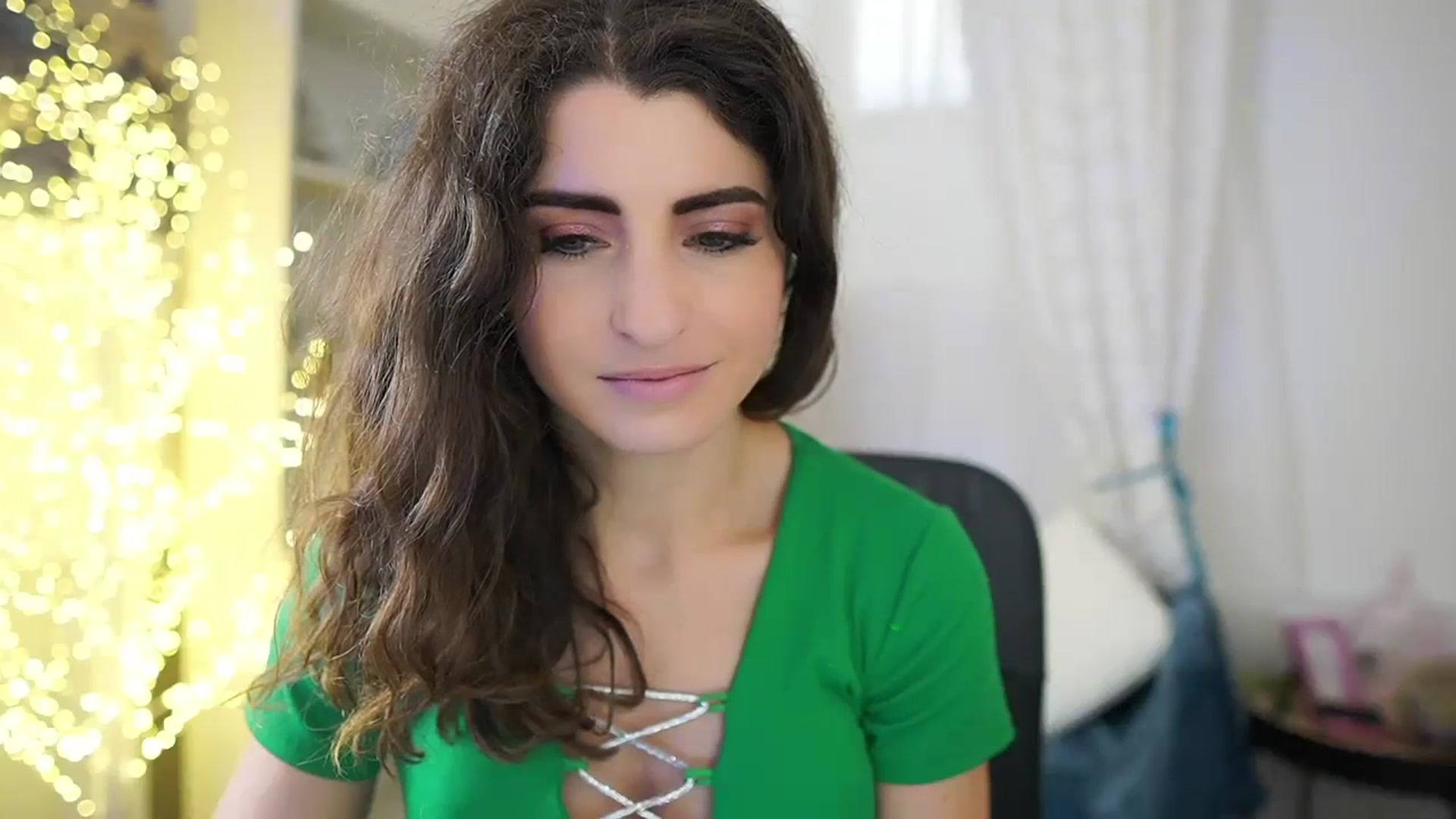 Gallery image thumbnail from EVA__LOVIA_'s myfreecams stream on, 10/16/2023, 10:22 image 11 of 20