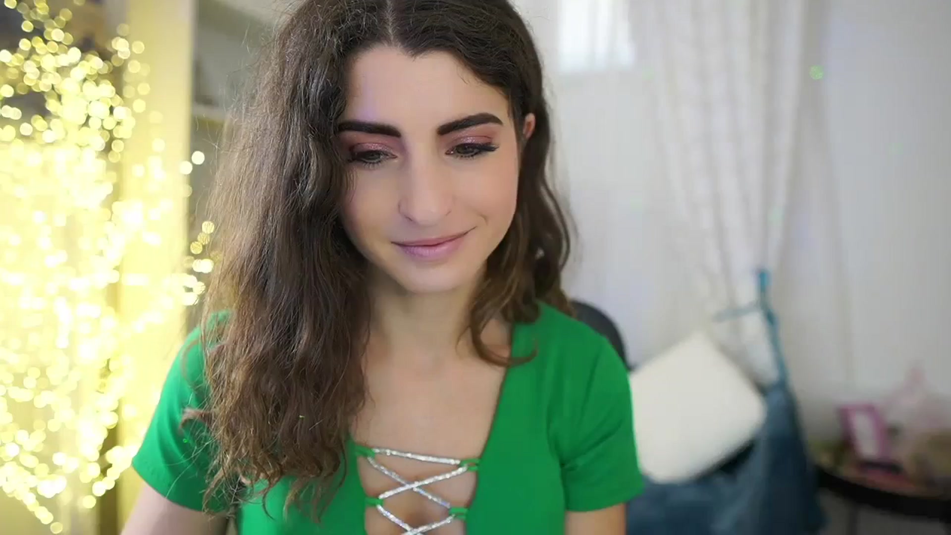 Gallery image thumbnail from EVA__LOVIA_'s myfreecams stream on, 10/16/2023, 10:22 image 6 of 20