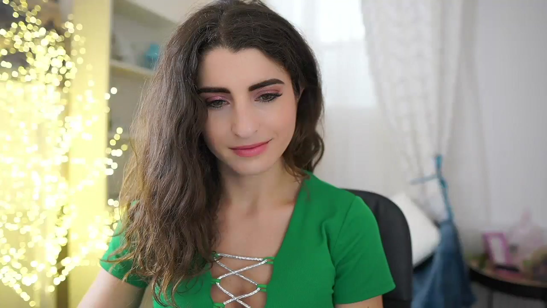 Gallery image thumbnail from EVA__LOVIA_'s myfreecams stream on, 10/16/2023, 12:45 image 12 of 20