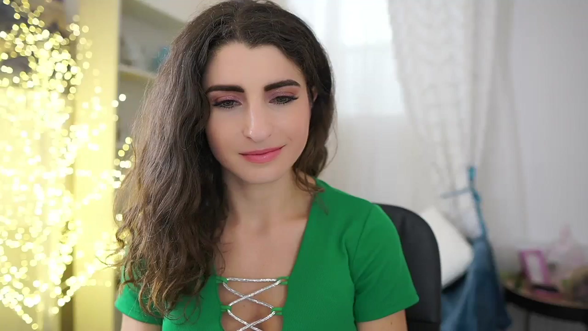 Gallery image thumbnail from EVA__LOVIA_'s myfreecams stream on, 10/16/2023, 12:45 image 8 of 20