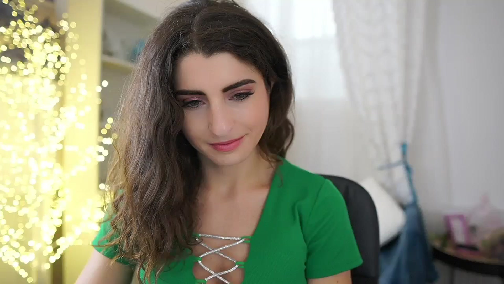 Gallery image thumbnail from EVA__LOVIA_'s myfreecams stream on, 10/16/2023, 12:45 image 11 of 20