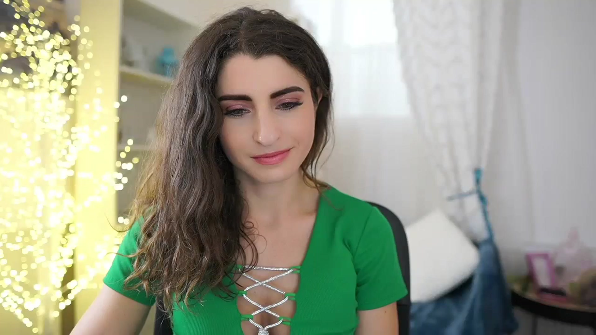 Gallery image thumbnail from EVA__LOVIA_'s myfreecams stream on, 10/16/2023, 12:45 image 3 of 20
