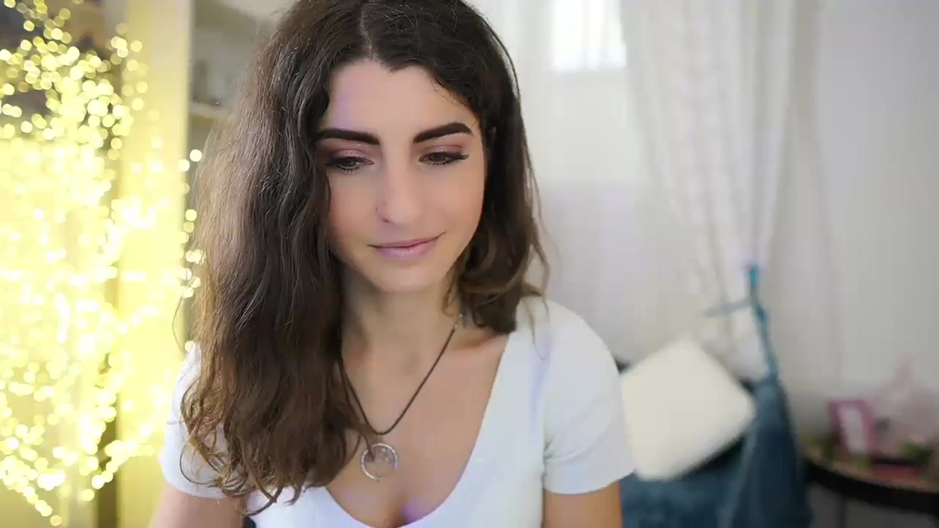 Gallery image thumbnail from EVA__LOVIA_'s myfreecams stream on, 10/17/2023, 09:26 image 19 of 20