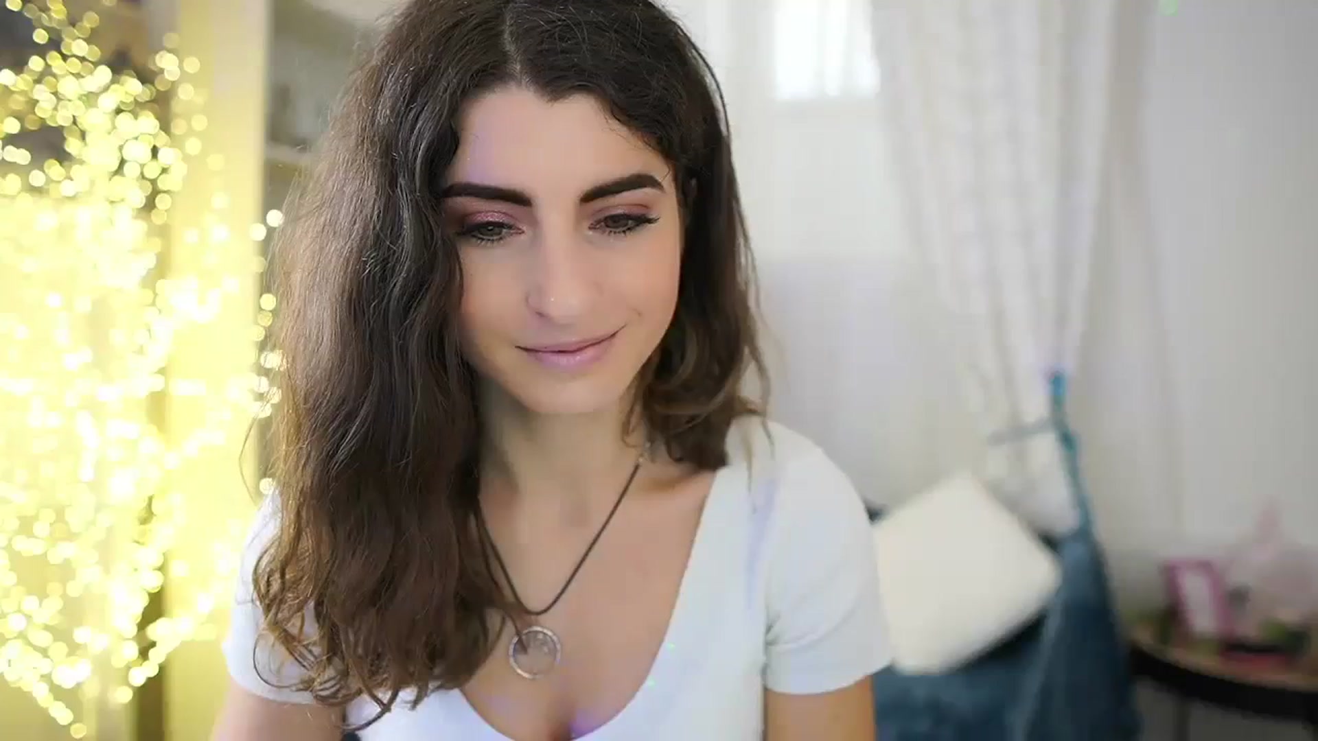 Gallery image thumbnail from EVA__LOVIA_'s myfreecams stream on, 10/17/2023, 09:26 image 18 of 20
