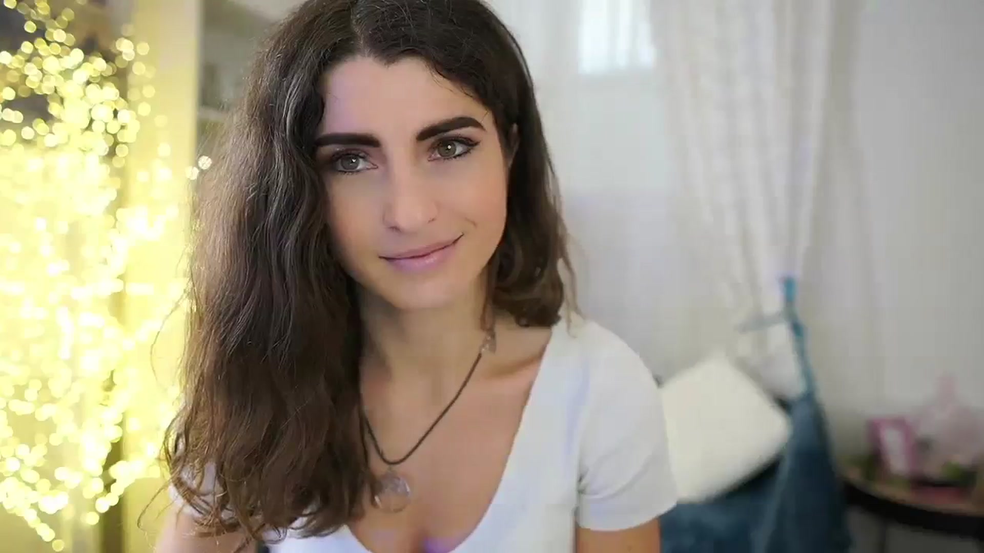 Gallery image thumbnail from EVA__LOVIA_'s myfreecams stream on, 10/17/2023, 09:26 image 11 of 20