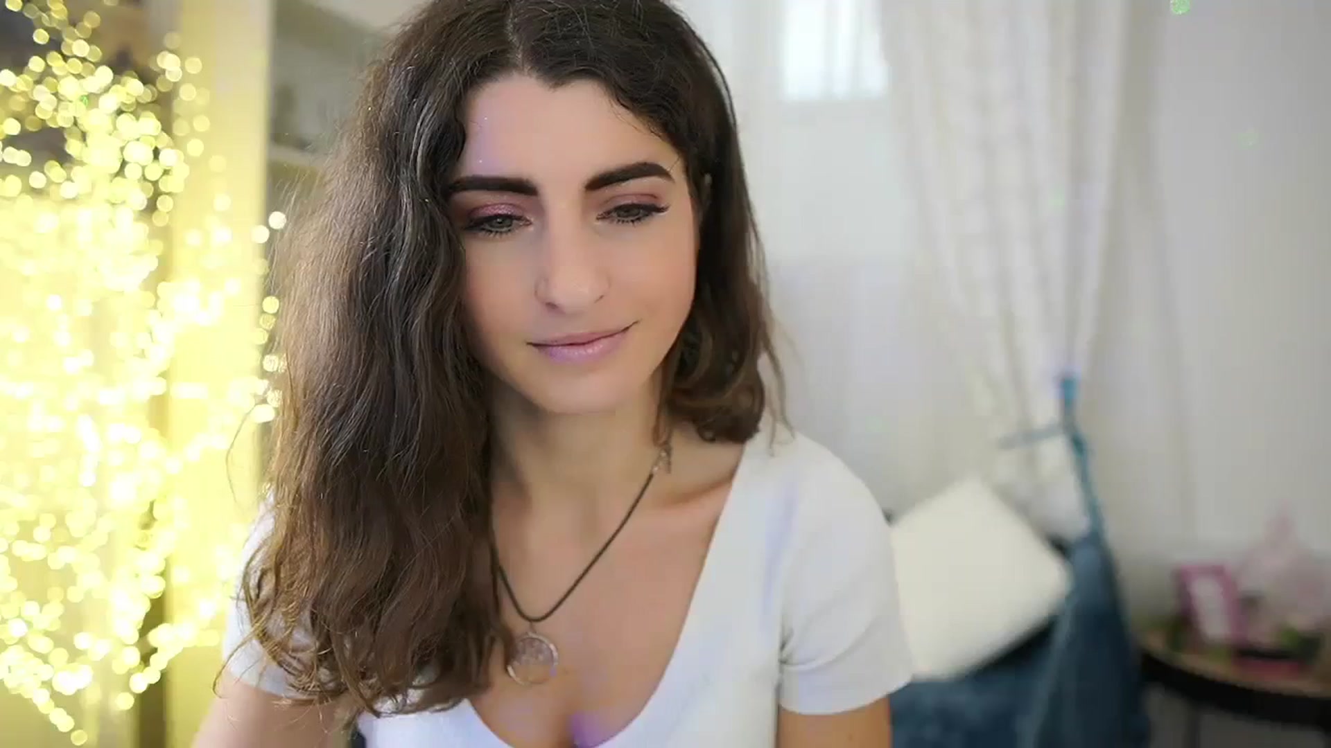 Gallery image thumbnail from EVA__LOVIA_'s myfreecams stream on, 10/17/2023, 09:26 image 12 of 20