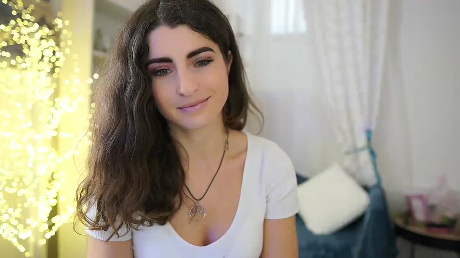 Gallery image thumbnail from EVA__LOVIA_'s myfreecams stream on, 10/17/2023, 09:26 image 10 of 20