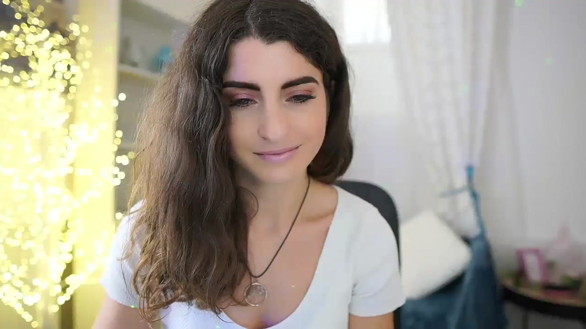 Gallery image thumbnail from EVA__LOVIA_'s myfreecams stream on, 10/17/2023, 12:28 image 8 of 20