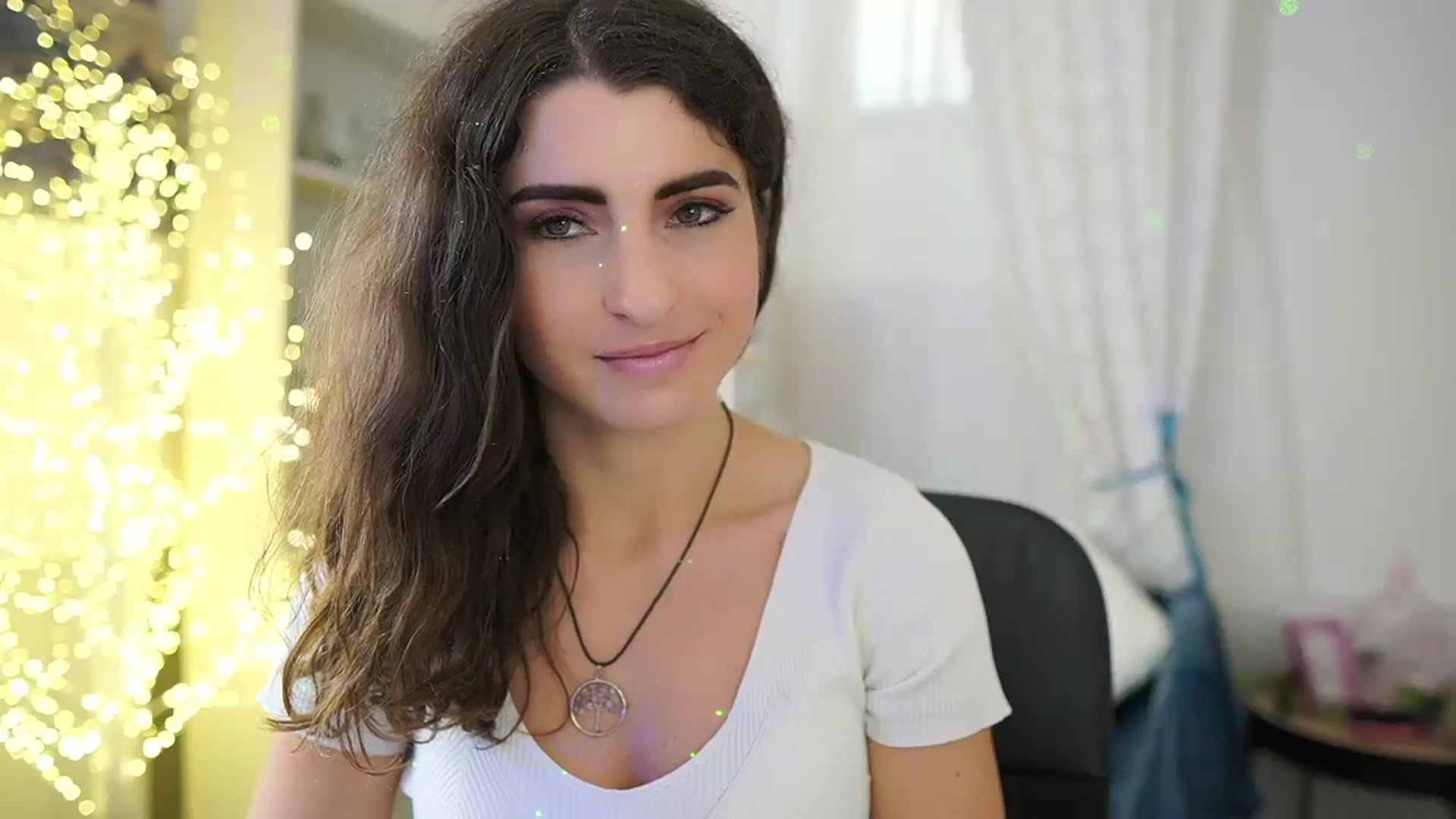 Gallery image thumbnail from EVA__LOVIA_'s myfreecams stream on, 10/17/2023, 12:28 image 15 of 20