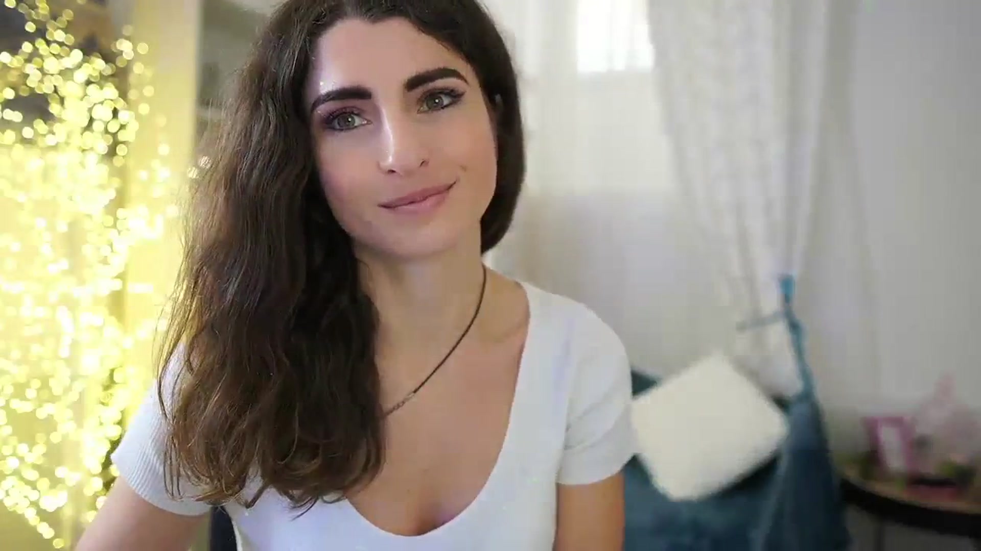 Gallery image thumbnail from EVA__LOVIA_'s myfreecams stream on, 10/17/2023, 12:28 image 2 of 20