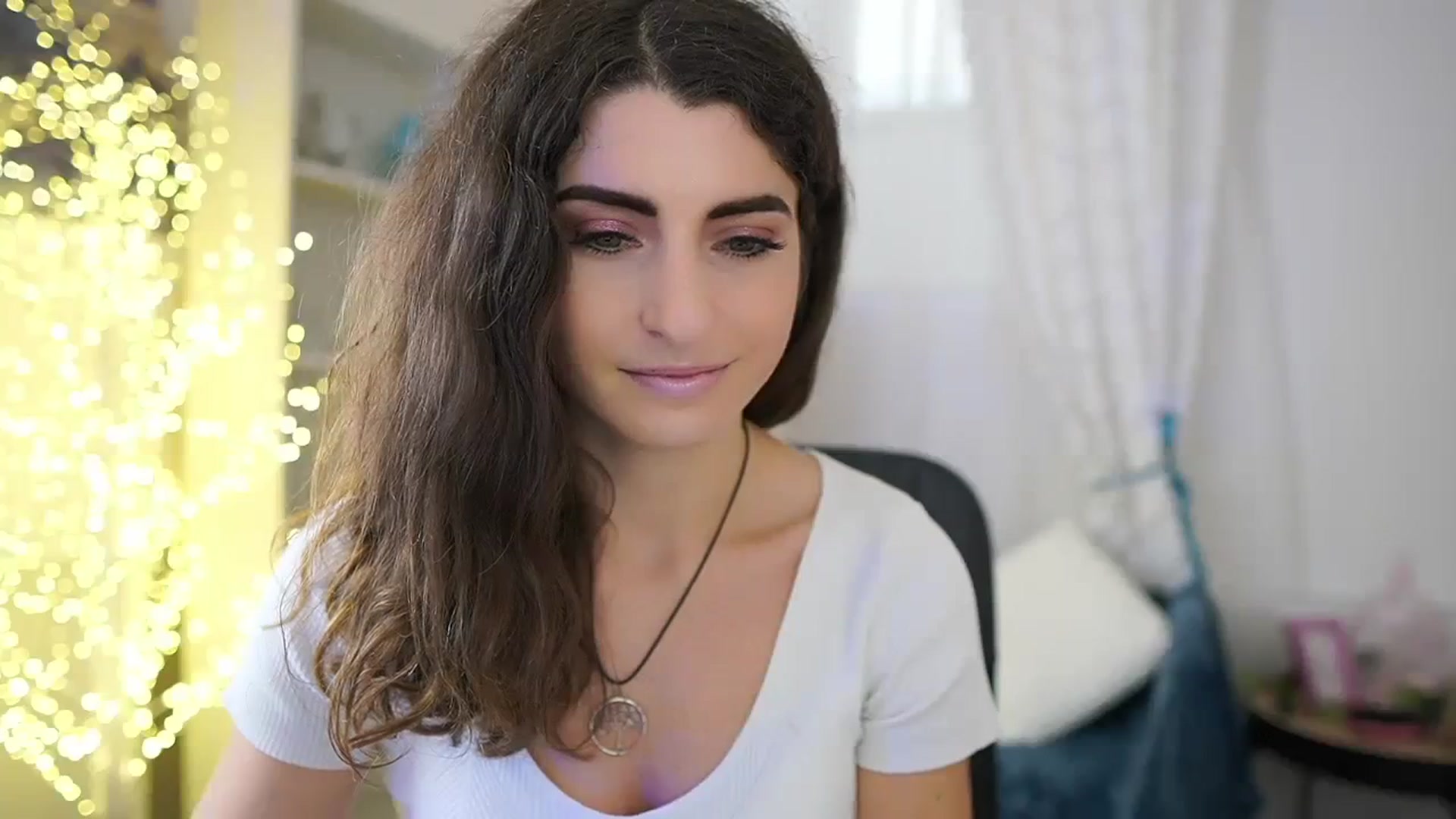Gallery image thumbnail from EVA__LOVIA_'s myfreecams stream on, 10/17/2023, 12:28 image 7 of 20