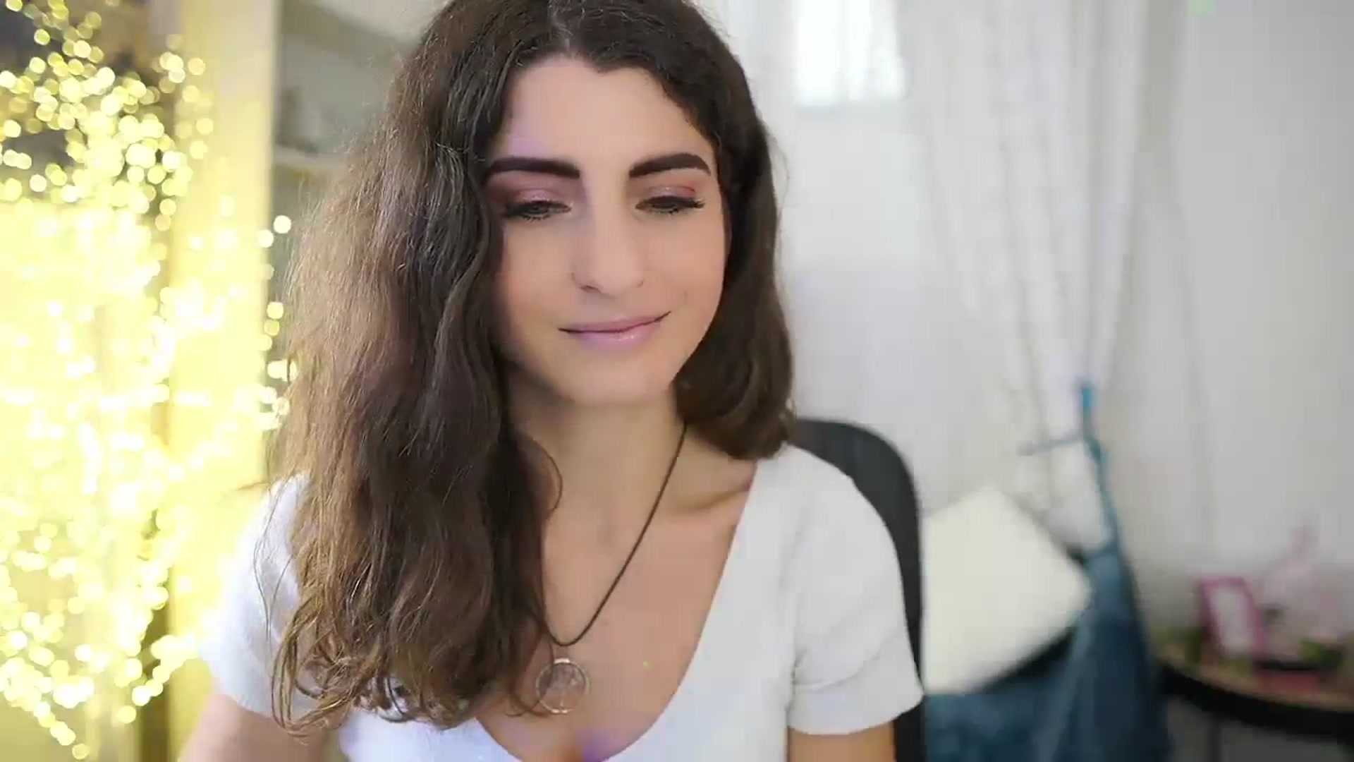 Gallery image thumbnail from EVA__LOVIA_'s myfreecams stream on, 10/17/2023, 12:28 image 10 of 20