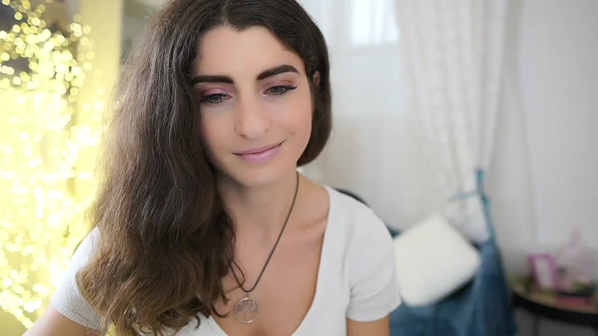 Gallery image thumbnail from EVA__LOVIA_'s myfreecams stream on, 10/17/2023, 13:04 image 18 of 20