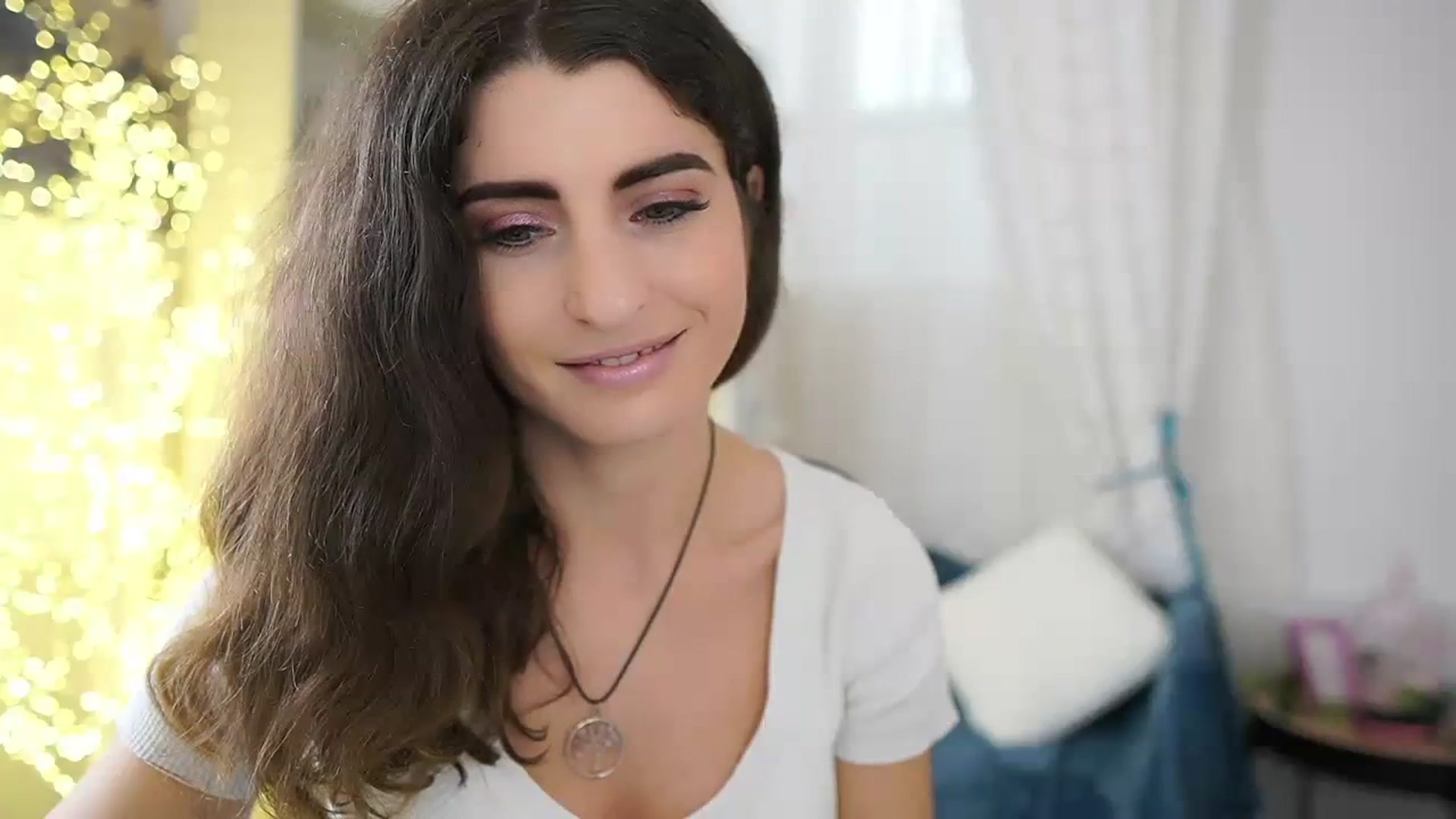 Gallery image thumbnail from EVA__LOVIA_'s myfreecams stream on, 10/17/2023, 13:04 image 12 of 20