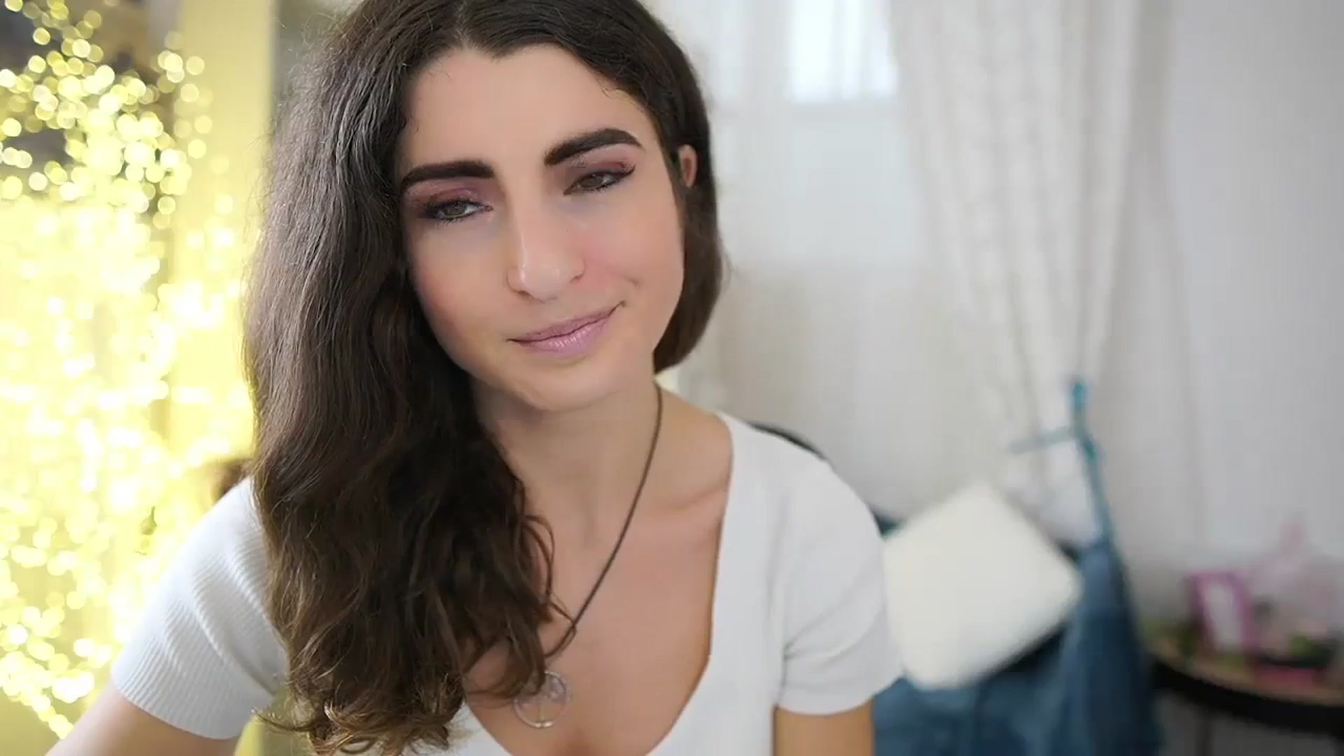 Gallery image thumbnail from EVA__LOVIA_'s myfreecams stream on, 10/17/2023, 13:04 image 19 of 20
