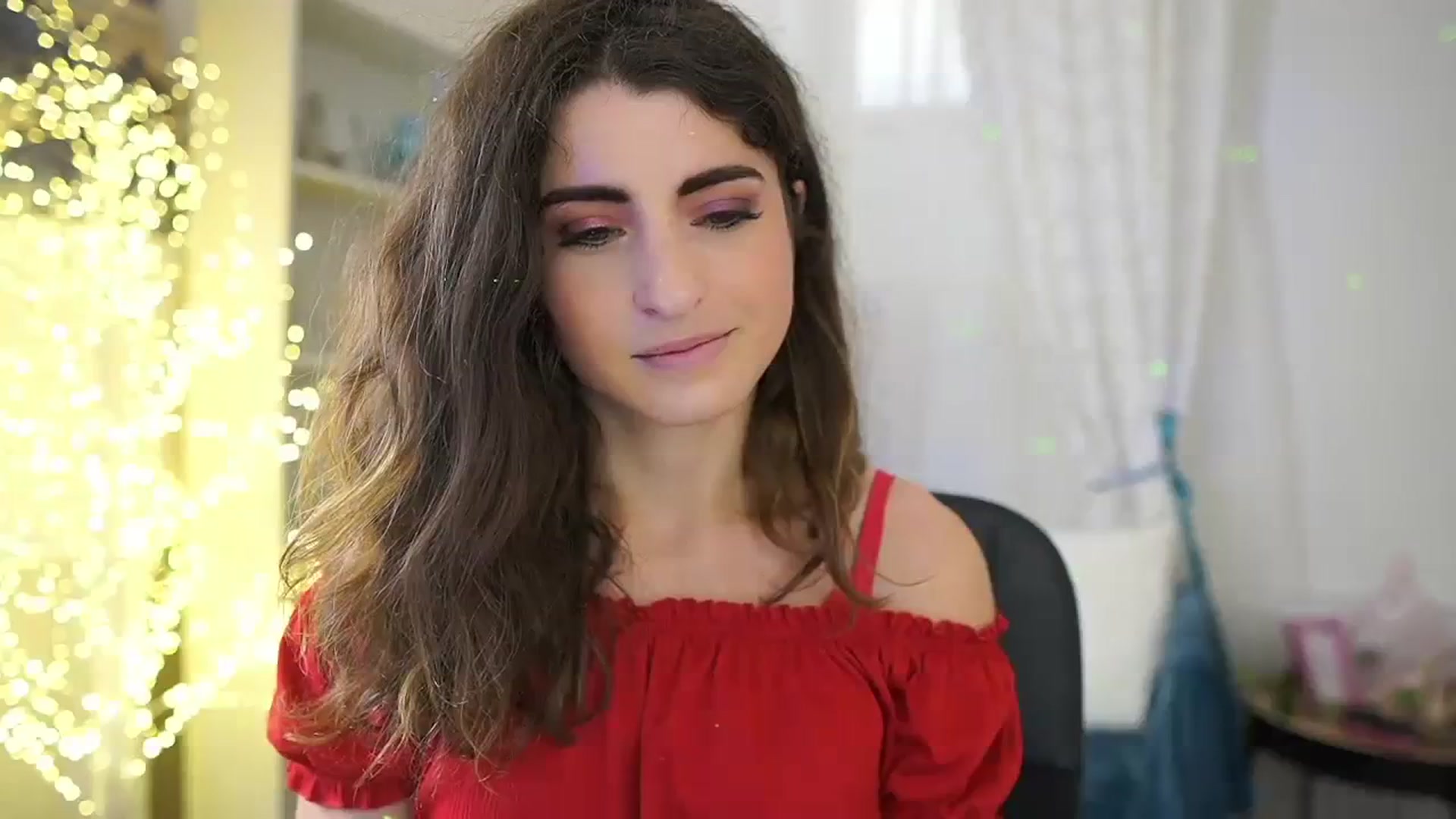 Gallery image thumbnail from EVA__LOVIA_'s myfreecams stream on, 10/18/2023, 10:36 image 1 of 20