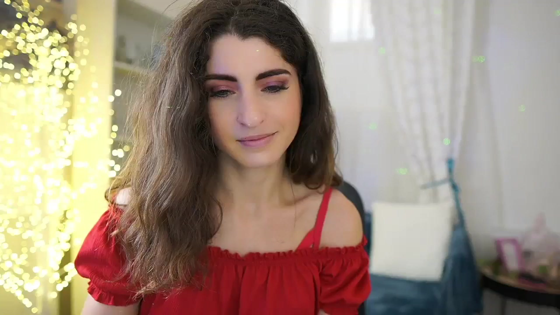Gallery image thumbnail from EVA__LOVIA_'s myfreecams stream on, 10/18/2023, 10:36 image 15 of 20