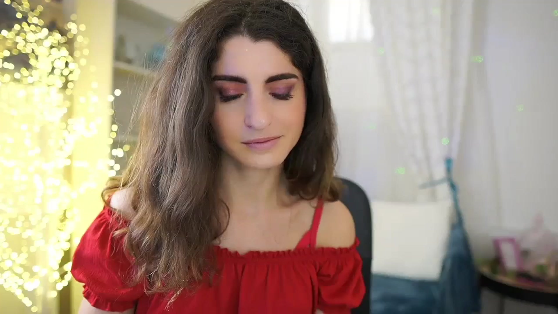 Gallery image thumbnail from EVA__LOVIA_'s myfreecams stream on, 10/18/2023, 10:36 image 18 of 20