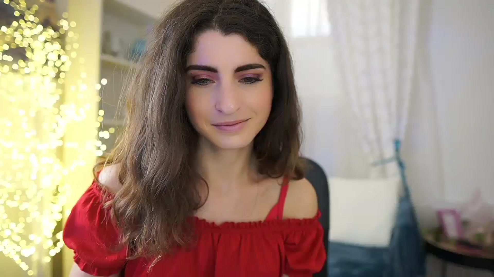 Gallery image thumbnail from EVA__LOVIA_'s myfreecams stream on, 10/18/2023, 10:36 image 19 of 20