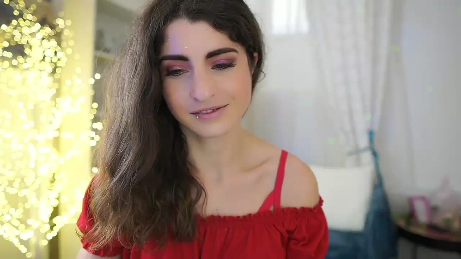 Gallery image thumbnail from EVA__LOVIA_'s myfreecams stream on, 10/18/2023, 10:36 image 9 of 20