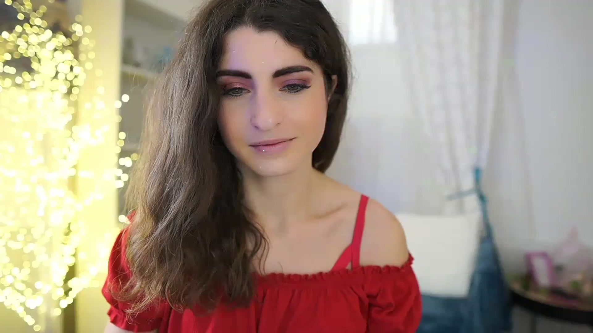 Gallery image thumbnail from EVA__LOVIA_'s myfreecams stream on, 10/18/2023, 10:36 image 10 of 20