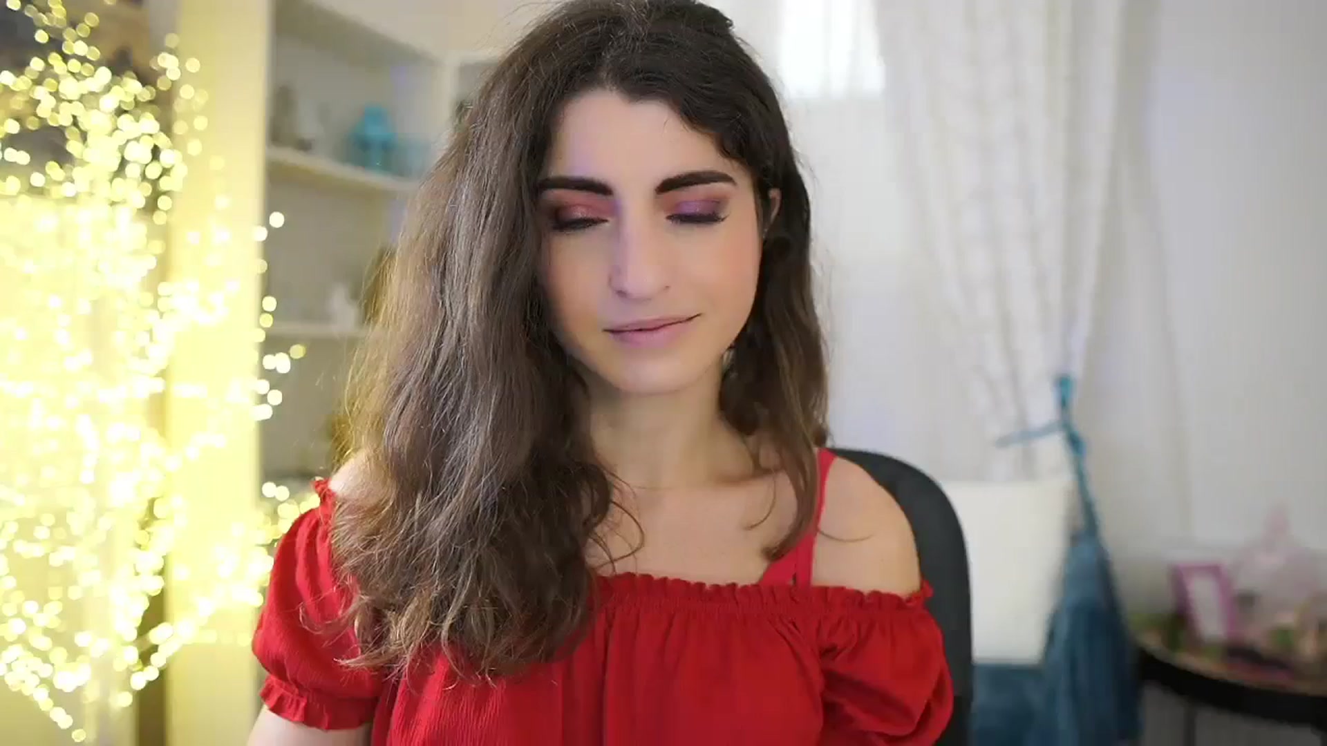 Gallery image thumbnail from EVA__LOVIA_'s myfreecams stream on, 10/18/2023, 10:36 image 5 of 20