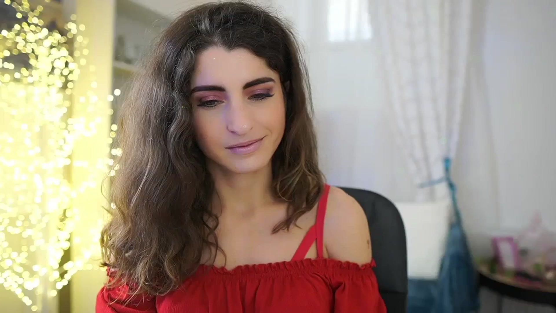 Gallery image thumbnail from EVA__LOVIA_'s myfreecams stream on, 10/18/2023, 11:48 image 2 of 20