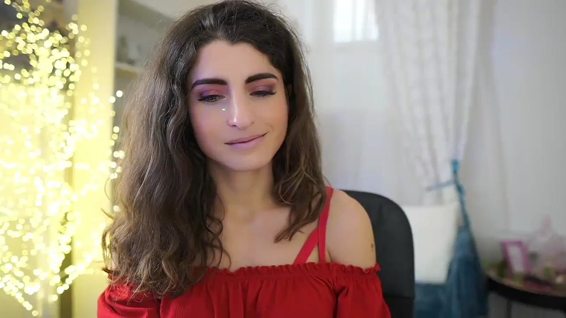 Gallery image thumbnail from EVA__LOVIA_'s myfreecams stream on, 10/18/2023, 11:48 image 3 of 20