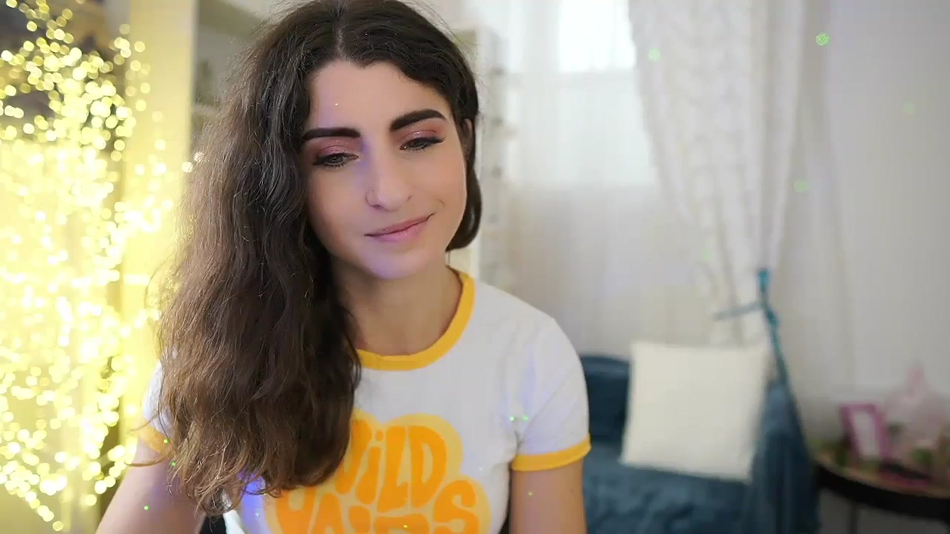 Gallery image thumbnail from EVA__LOVIA_'s myfreecams stream on, 10/19/2023, 10:32 image 13 of 20