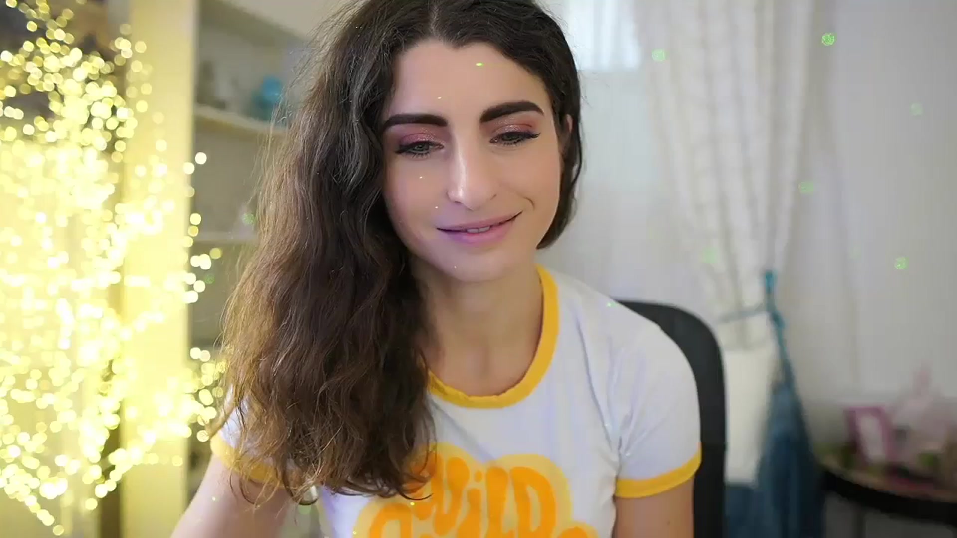 Gallery image thumbnail from EVA__LOVIA_'s myfreecams stream on, 10/19/2023, 10:32 image 1 of 20